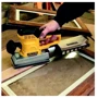 Шліфмашина вібро DeWalt D26420: Тип машини вібраційна