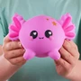 Коллекционная игрушка-антистресс Smooshzees серии Luvzees Аксолотль Джелли (8230) фото 5