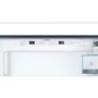 Встраиваемый холодильник Bosch KIS87AFE0: Мощность замораживания 7 кг/сутки