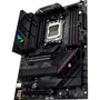 ASUS ROG STRIX B650E-F GAMING WIFI: Роз'єми на платі M.2