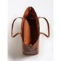 Женская сумка тоут Guess Vikky Large Tote коричневая (HWPF6995240-COG): Страна производитель Мьянма