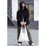 Женская сумка хобо Sambag M белая (53200008): Тип ручки Длинная ручка