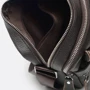 Чоловіча сумка через плече Borsa Leather коричнева (K18016a-brown): Фактура матова, Зерниста