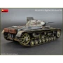 Сборная модель MiniArt Танк Pz.Kpfw.III Ausf.B с экипажем (MA35221) фото 11