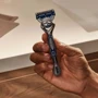 Gillette Skinguard Sensetive Power Верстат для гоління з 1 змінною касетою фото 4