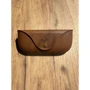 Смарт-очки Ray-Ban Meta Wayfarer Shiny Caramel Frame Brown Lenses size M (RW4006 670683 50-22) (Аксессуары и гаджеты для виртуальной реальности)(79008742)Stylus approved: Причина уценки Не работает функция разговора по телефону и сенсорная панель, есть незначительные потертости