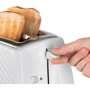 Тостер Russell Hobbs 26391-56 Groove White: Съемный поддон для сбора крошек есть