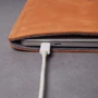 INCARNE Vertical cover LOGO Free Port Plus Cognac for MacBook Air 15" M3 | M2 (2024 | 2023): Тип чехла чехол-папка