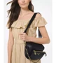 Женская поясная сумка Michael Kors Slater MD Sling Pack MSGR черная (30T0G04M6L001): Тип ручки Поясной ремень, Плечевой ремень, На цепочке