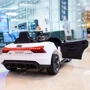 Дитячий електромобіль Bambi Racer Audi Audi e-tron GT білий (M 4938EBLR-1) фото 10