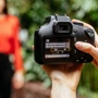 Canon EOS 4000D Body: Элемент питания Li-Ion аккумулятор