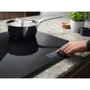 Варочная поверхность Electrolux EIS6448: Размеры для встраивания 4.4х56х49 см