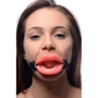 Розширювач рота Master Series Sissy Mouth Gag в формі пишних губ