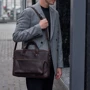 INCARNE Handmade Leather Laptop bag Biz Brown for MacBook 15-16": Цвет коричневый (Brown)