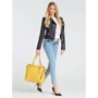 Женская сумка тоут Guess Digital желтая (HWVG6853240-YEL): Страна производитель США