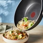 Сковорода ВОК Tefal So' Light 28 см (H0561942): Материал корпуса Алюминий