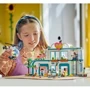 Конструктор LEGO Friends Больница в Хартлейк-Сити (42621) фото 4