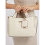 Женская сумка тоут GUESS ZED GIRLFRIEND CARRYALL молочная (HWVB8683230-STO): Тип ручки Со съемным ремнем, С двумя ручками, Плечевой ремень, Короткая ручка