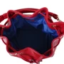 Женская сумка бакет-бэг Laskara красная (LK10195-red): Страна производитель Чехия