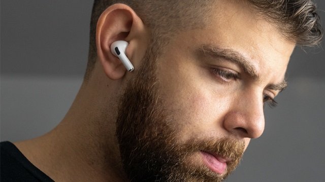Как сидят в ушах Airpods 3
