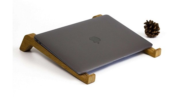 EcoWalnut Stand