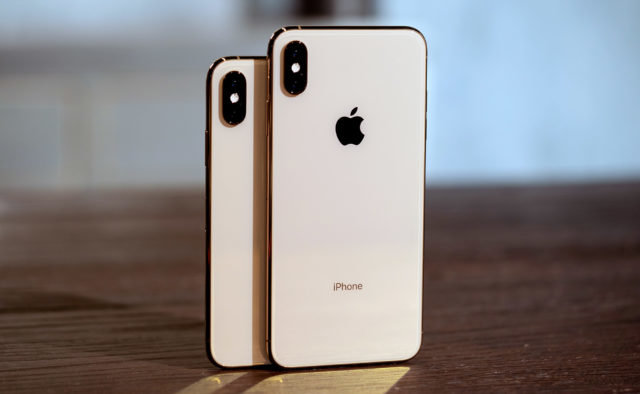 iPhone XS и iPhone XS Max