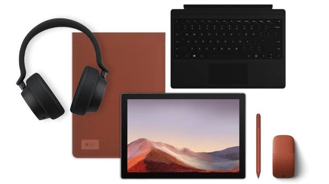 планшети Microsoft Surface Pro із клавіатурою